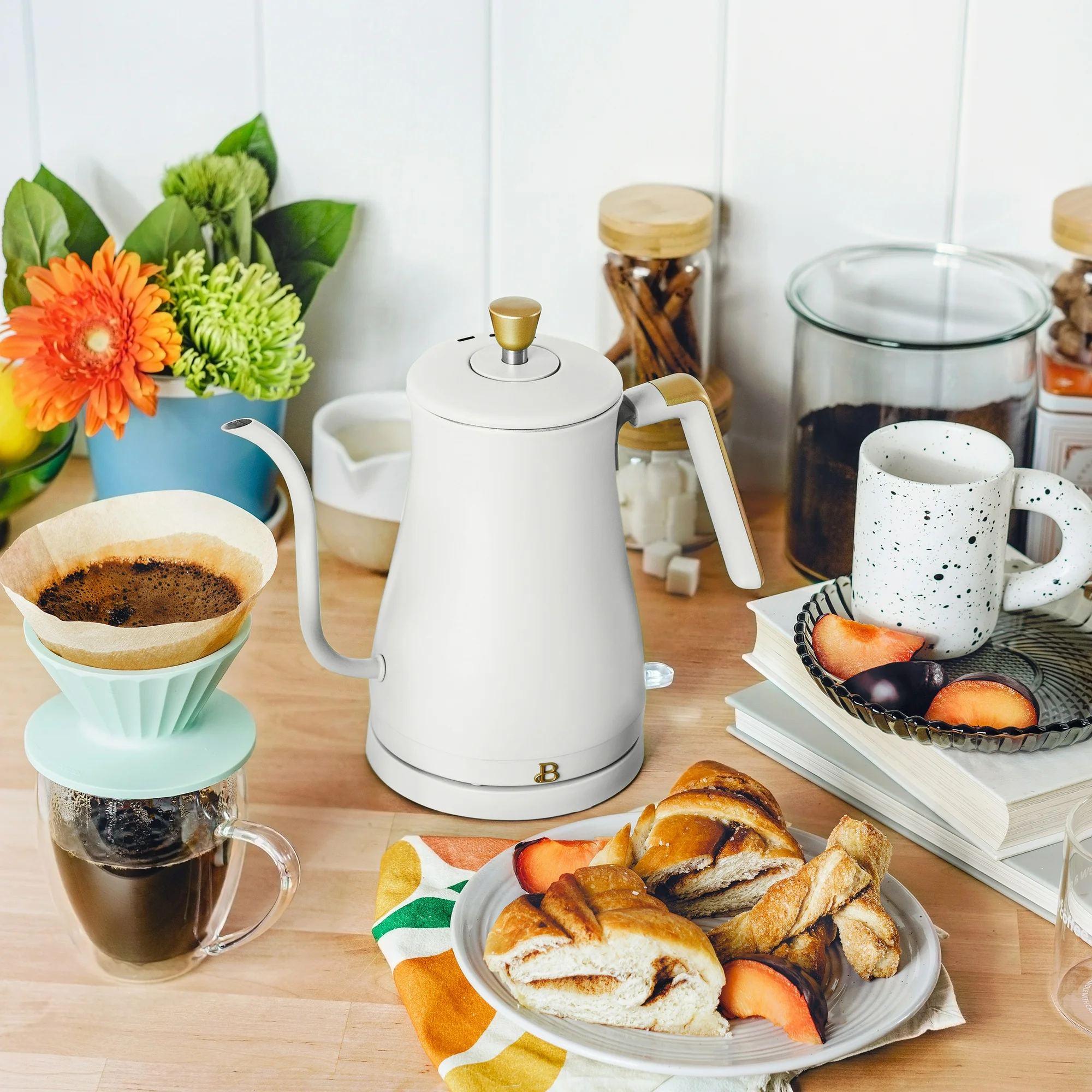 Drew Barrymore 1-Liter Electri - Electric Kettle Gooseneck 评论和价格